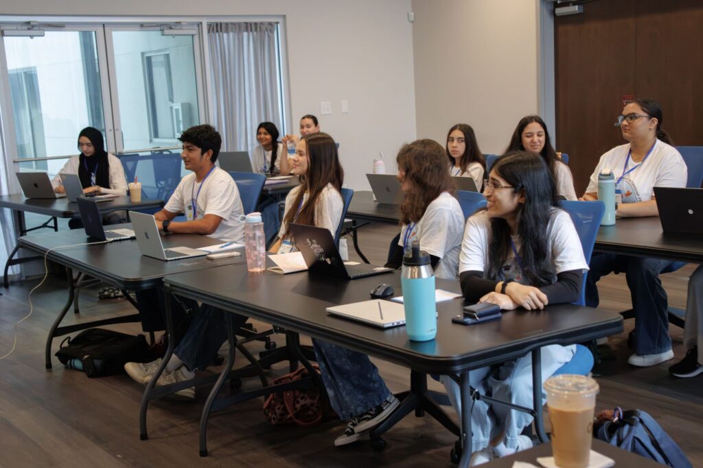 1782794202744