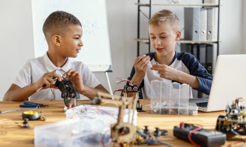 children-making-robot